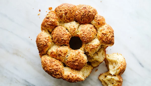 Cheesy Garlic Monkey Bread Recipe